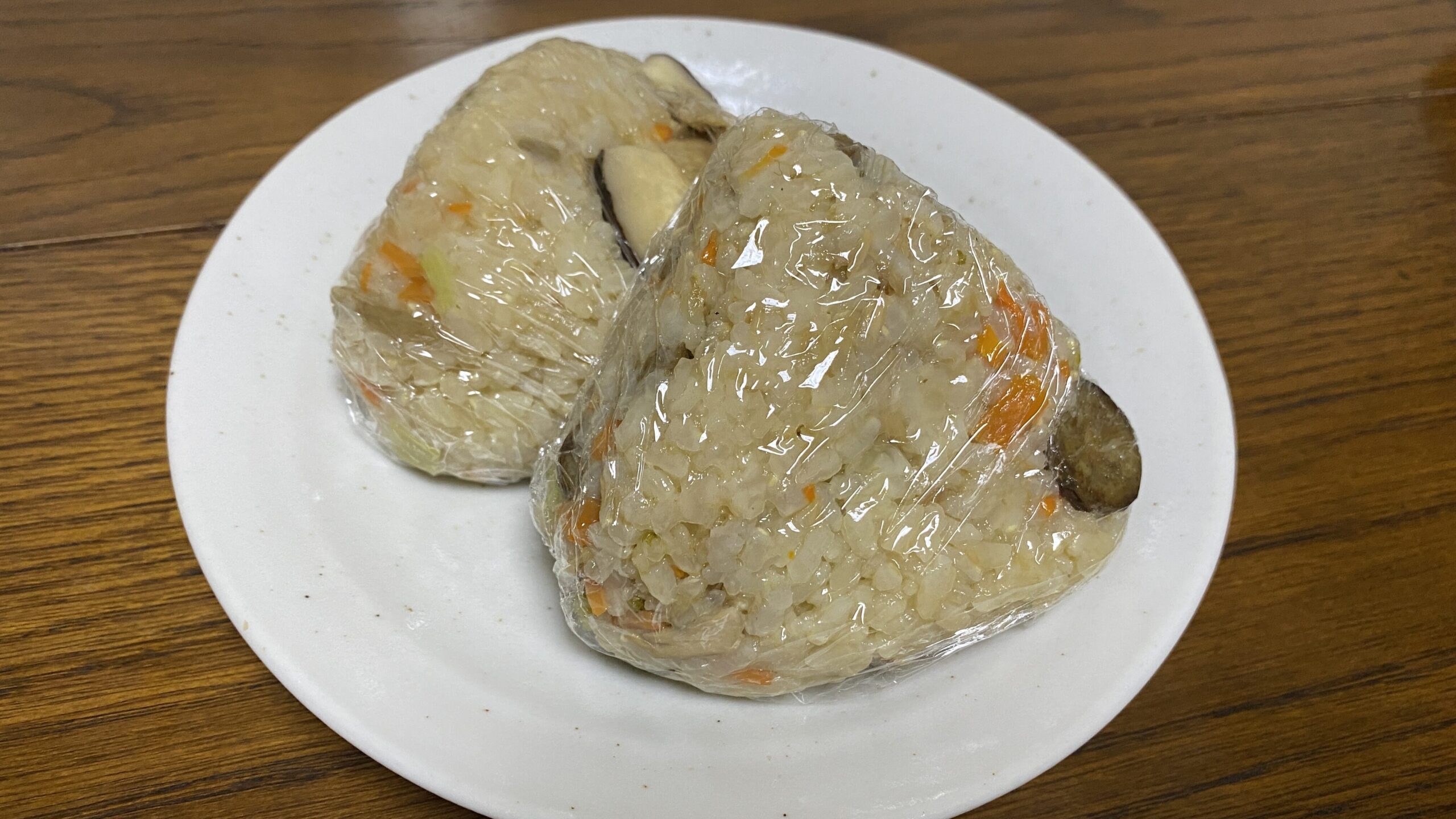 炊き込みご飯おにぎり